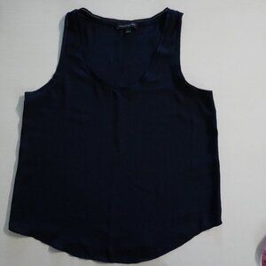 Banana Republic Sleeveless Navy Blouse Scoop Neck